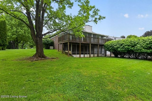 27 Autumn Hill Ct, Prospect, KY 40059