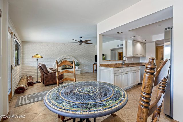 6646 N Sesame Lane, Tucson, AZ 85704