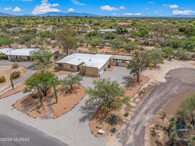 6646 N Sesame Lane, Tucson, AZ 85704