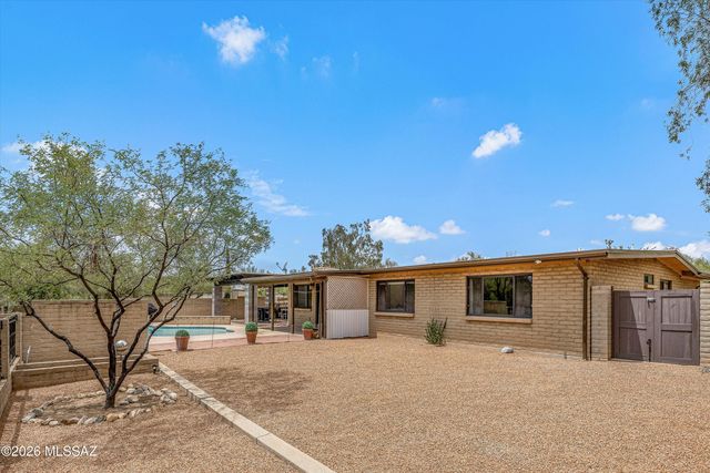 6646 N Sesame Lane, Tucson, AZ 85704