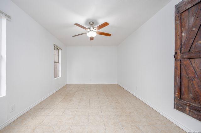 1616 RUIZ ST, San Antonio, TX 78207