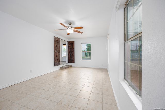 1616 RUIZ ST, San Antonio, TX 78207