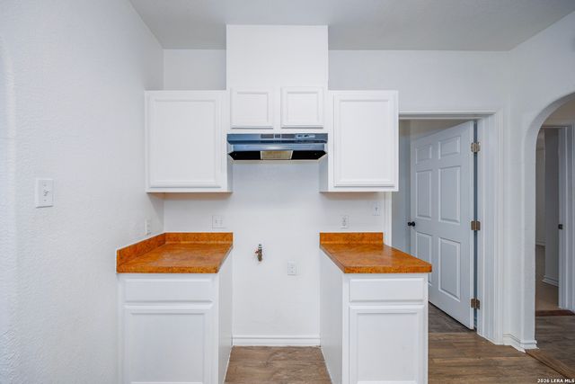 1616 RUIZ ST, San Antonio, TX 78207