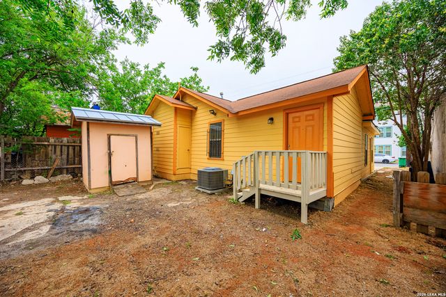 1616 RUIZ ST, San Antonio, TX 78207
