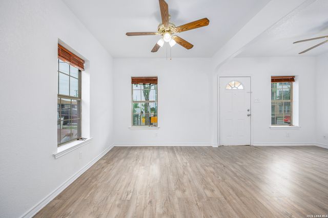 1616 RUIZ ST, San Antonio, TX 78207