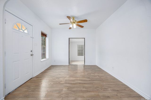1616 RUIZ ST, San Antonio, TX 78207