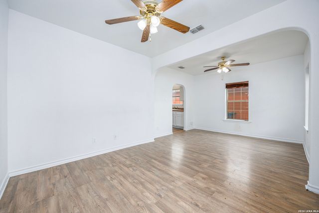 1616 RUIZ ST, San Antonio, TX 78207