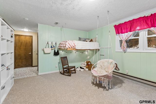 611 Sand Hill Road, Louisville, NE 68037