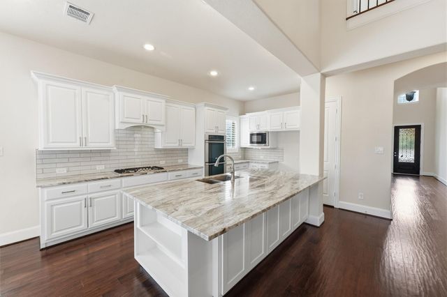 9952 Downey Emerald Drive, Conroe, TX 77385