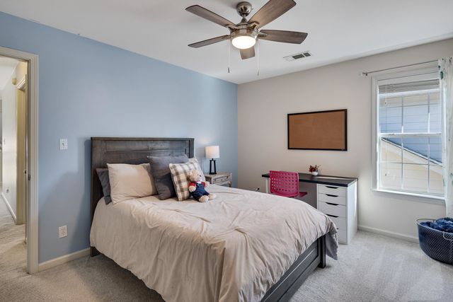 10435 KENSINGTON CIR, Collierville, TN 38017