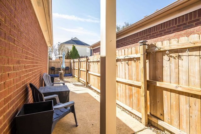 10435 KENSINGTON CIR, Collierville, TN 38017