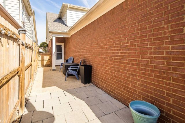 10435 KENSINGTON CIR, Collierville, TN 38017