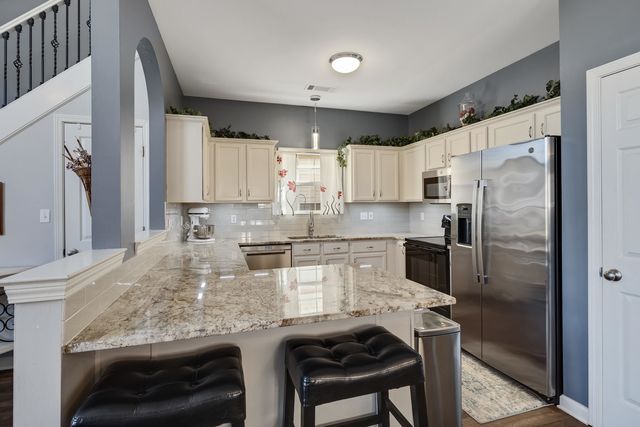 10435 KENSINGTON CIR, Collierville, TN 38017