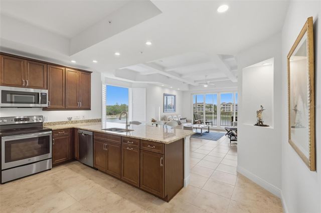 10520 BOARDWALK LOOP 301, Bradenton, FL 34202