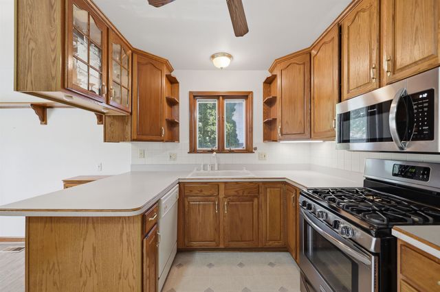 19688 Rich, Clinton Twp, MI 48038