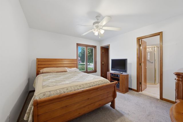 19688 Rich, Clinton Twp, MI 48038