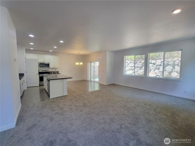 5112 Bear Paw Court NW, Silverdale, WA 98383