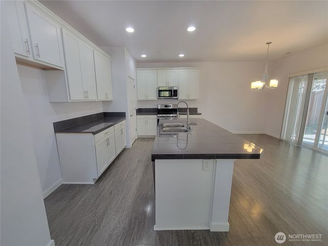 5112 Bear Paw Court NW, Silverdale, WA 98383