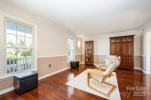 8700 Parkchester Drive, Charlotte, NC 28277