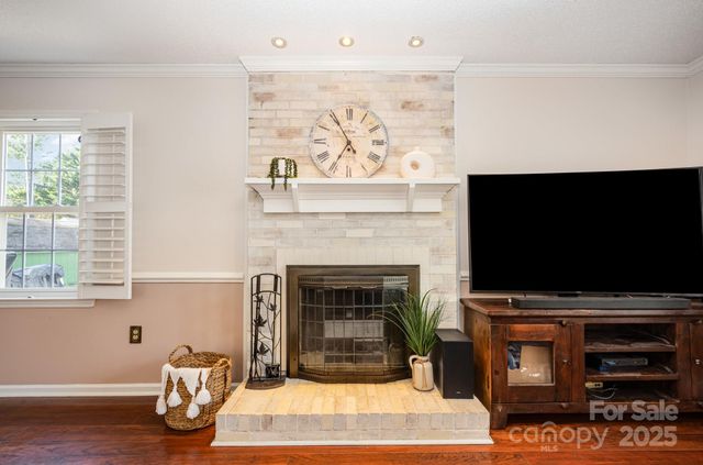 8700 Parkchester Drive, Charlotte, NC 28277