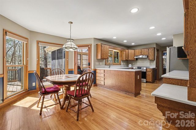 8606 Wellington Lane, Harrisburg, NC 28075