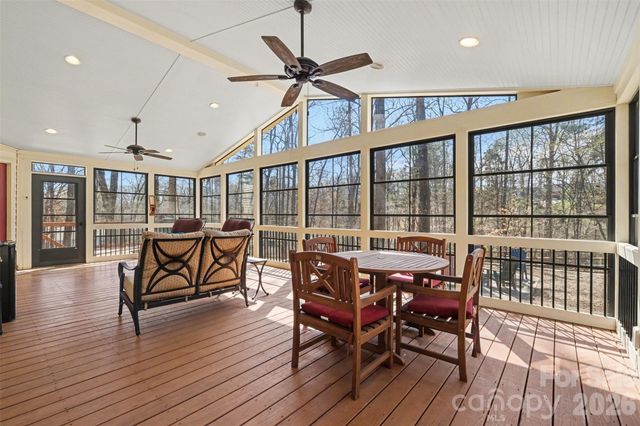 8606 Wellington Lane, Harrisburg, NC 28075