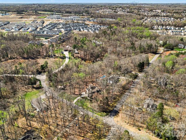 8606 Wellington Lane, Harrisburg, NC 28075