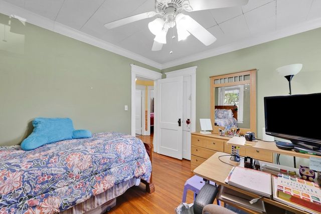 14 Herman St, Springfield, MA 01108