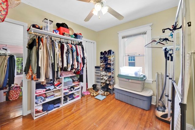 14 Herman St, Springfield, MA 01108