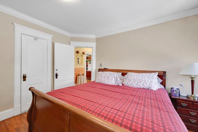 14 Herman St, Springfield, MA 01108