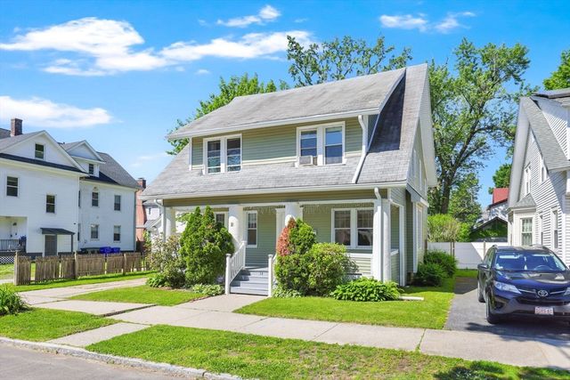 14 Herman St, Springfield, MA 01108