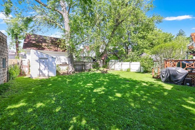 14 Herman St, Springfield, MA 01108