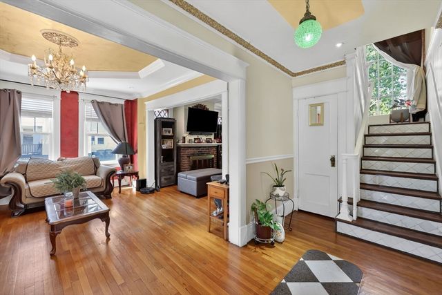 14 Herman St, Springfield, MA 01108