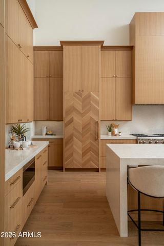 3923 E HEATHERBRAE Drive, Phoenix, AZ 85018