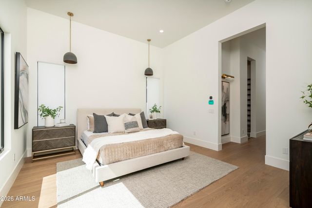 3923 E HEATHERBRAE Drive, Phoenix, AZ 85018