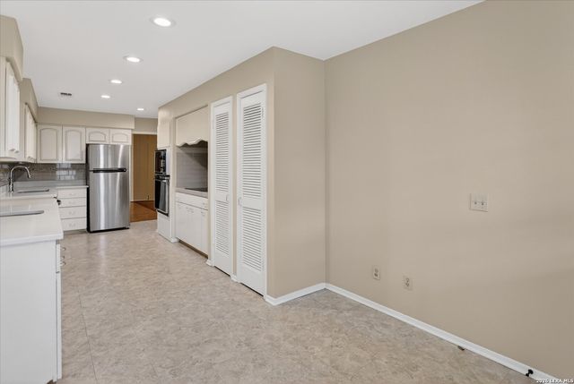 8033 N New Braunfels Ave Apt 400E, San Antonio, TX 78209