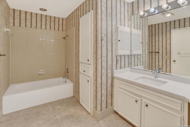 8033 N New Braunfels Ave Apt 400E, San Antonio, TX 78209