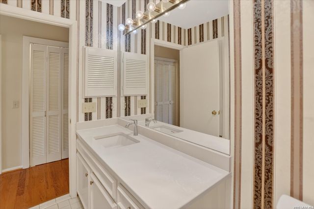 8033 N New Braunfels Ave Apt 400E, San Antonio, TX 78209