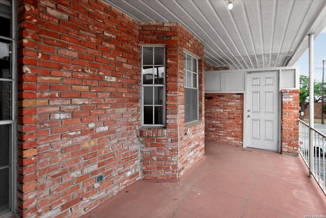 8033 N New Braunfels Ave Apt 400E, San Antonio, TX 78209