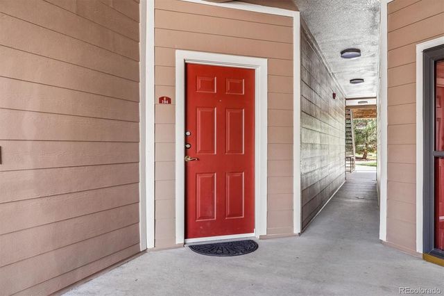 7440 S Blackhawk Street 104, Englewood, CO 80112