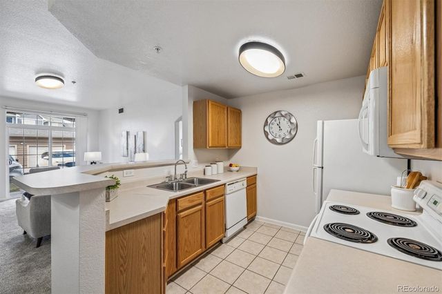 7440 S Blackhawk Street 104, Englewood, CO 80112