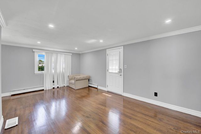 520 Kirkman Avenue, Elmont, NY 11003