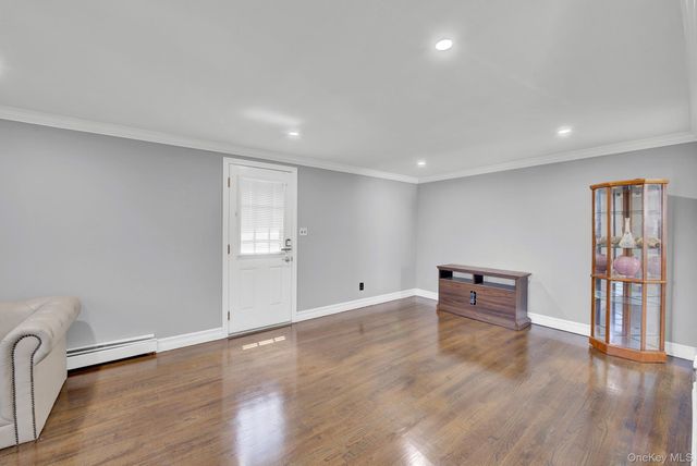 520 Kirkman Avenue, Elmont, NY 11003