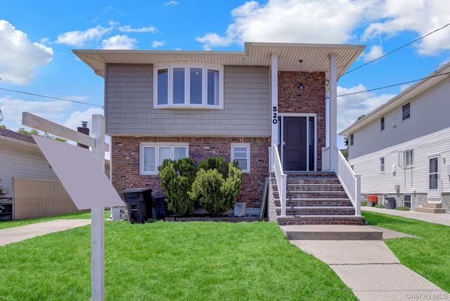 520 Kirkman Avenue, Elmont, NY 11003