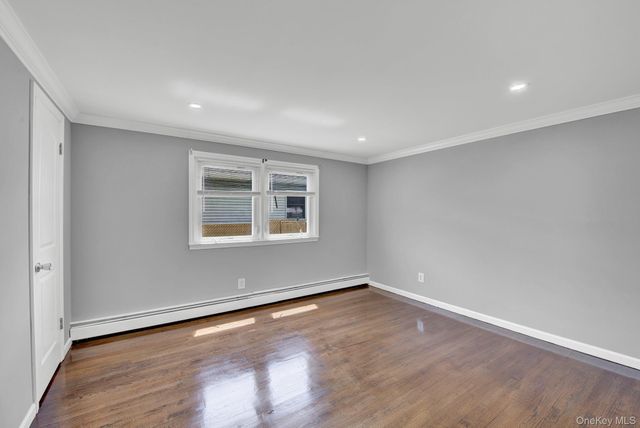 520 Kirkman Avenue, Elmont, NY 11003