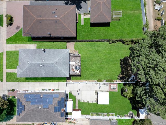 520 Kirkman Avenue, Elmont, NY 11003