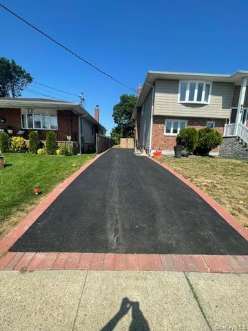 520 Kirkman Avenue, Elmont, NY 11003