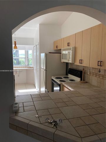 1240 SE 31st Ct 205-32, Homestead, FL 33035