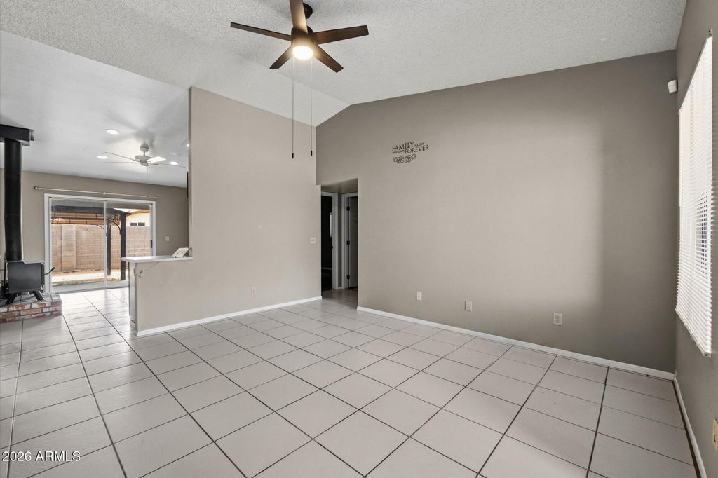 401 E ORAIBI Drive, Phoenix, AZ 85024 — photo 2