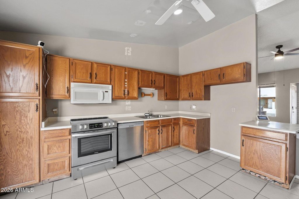 401 E ORAIBI Drive, Phoenix, AZ 85024 — photo 5